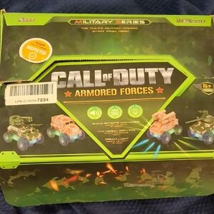 Call of Duty Armored Forces Military Toy Set - Green and Orange